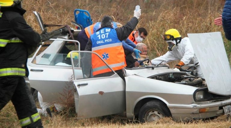 El esfuerzo de los servicios de emergencia para liberar a Raful (Infopico)