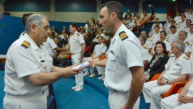 Ceremonia de egreso de los cursos y posgrados de la Armada
(Foto: Gaceta Marinera)