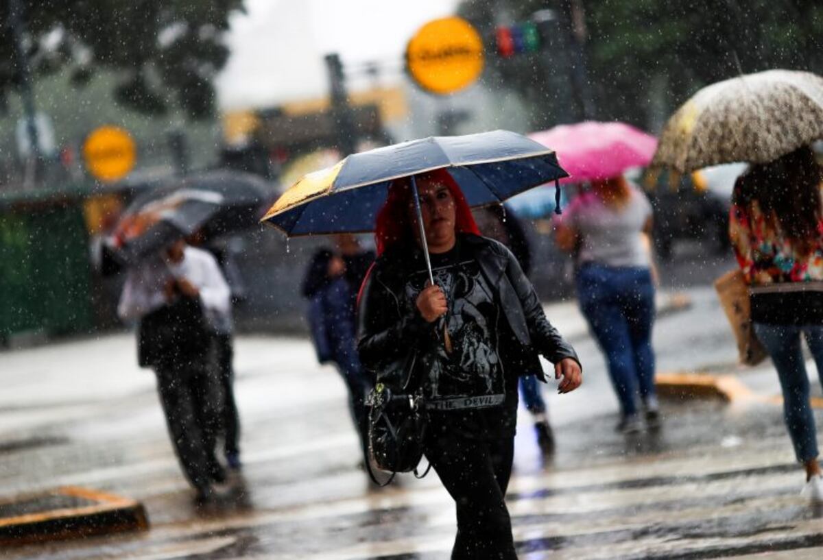 Rige un alerta por lluvias y tormentas fuertes en la Ciudad