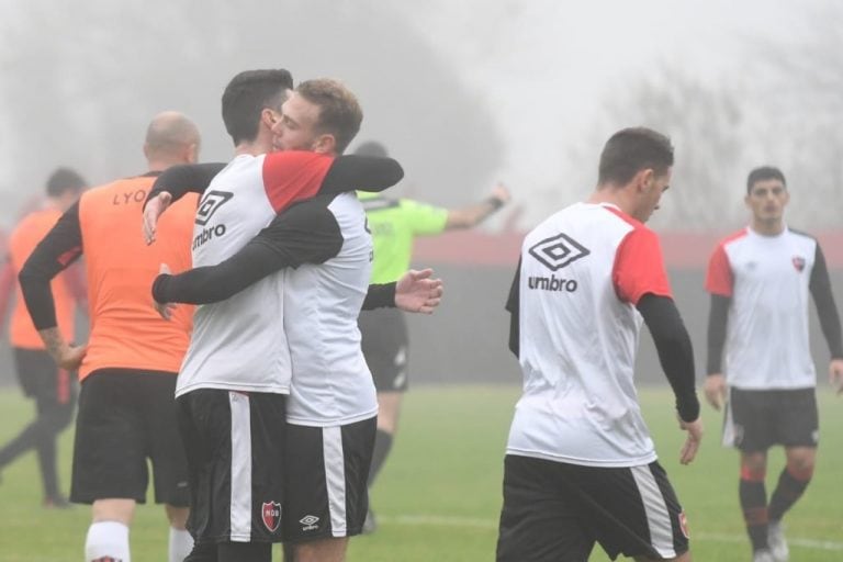 Joel Amoroso marcó para Newell's en el segundo amistoso de pretemporada con Patronato. (@canoboficial)