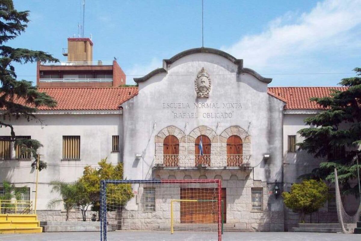 Otra fuga de gas obligó a suspender las clases en el Normal y este lunes habrá asamblea