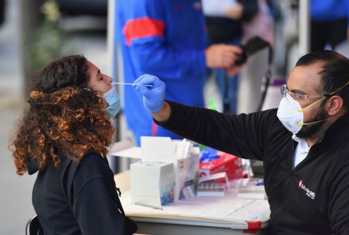 Habrá hisopados gratuitos a todos los trabajadores de la UNR