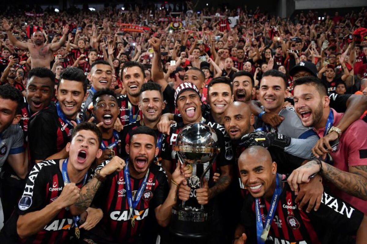 Atlético Paranaense venció a Junior, ganó la Sudamericana y jugará la Recopa ante River