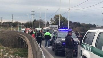 Accidente en Circunvalación y Avenida del Rosario. (@CSC895)