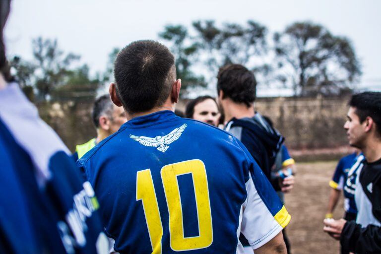 Rugby en la Cárcel. Las Aguilas del Imperio tuvieron su primer partido con "los de afuera".