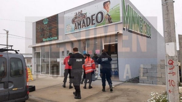 Robo en el local comercial denominado "Minimarket Amadeo"