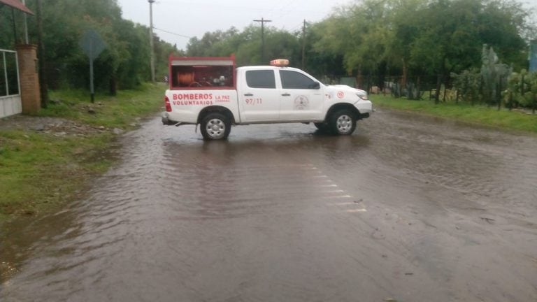 La Ruta Provincial 14 está cortada por las crecientes de los ríos de Traslasierra.