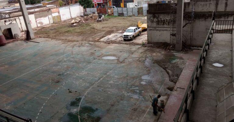 En Atenas trabajan intensamente en lo que será el estadio.