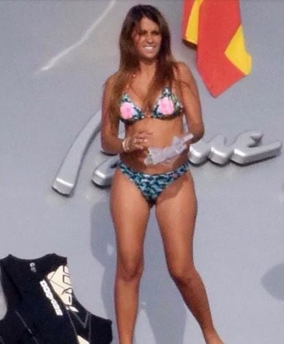 Las vacaciones a puro sol y deportes acuáticos de Antonela Roccuzzo en Ibiza. Foto: Instagram/queen.anto