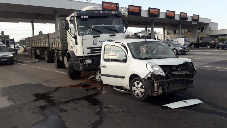 Impresionante accidente en la E-53.