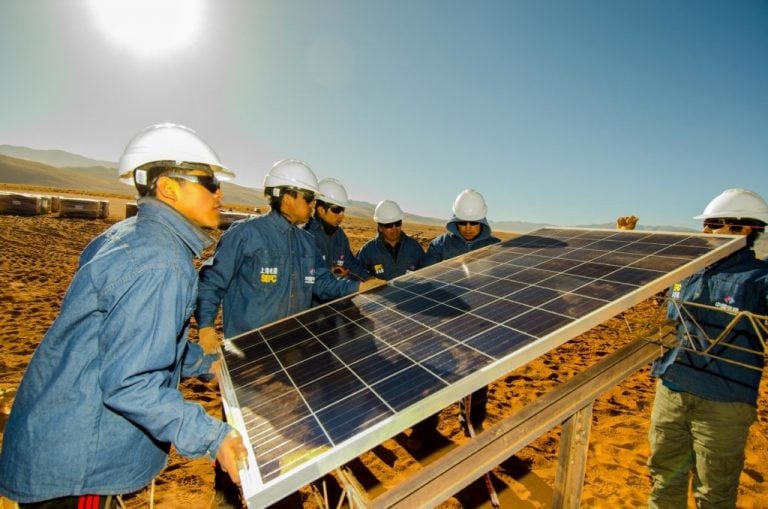 Paneles solares en la Puna jujeña