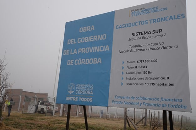 Gasoductos troncales inaugurados en varios ciudades del sur de la provincia.