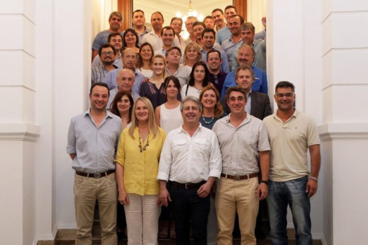 Martínez reunió a referentes del Pro en la Segunda
