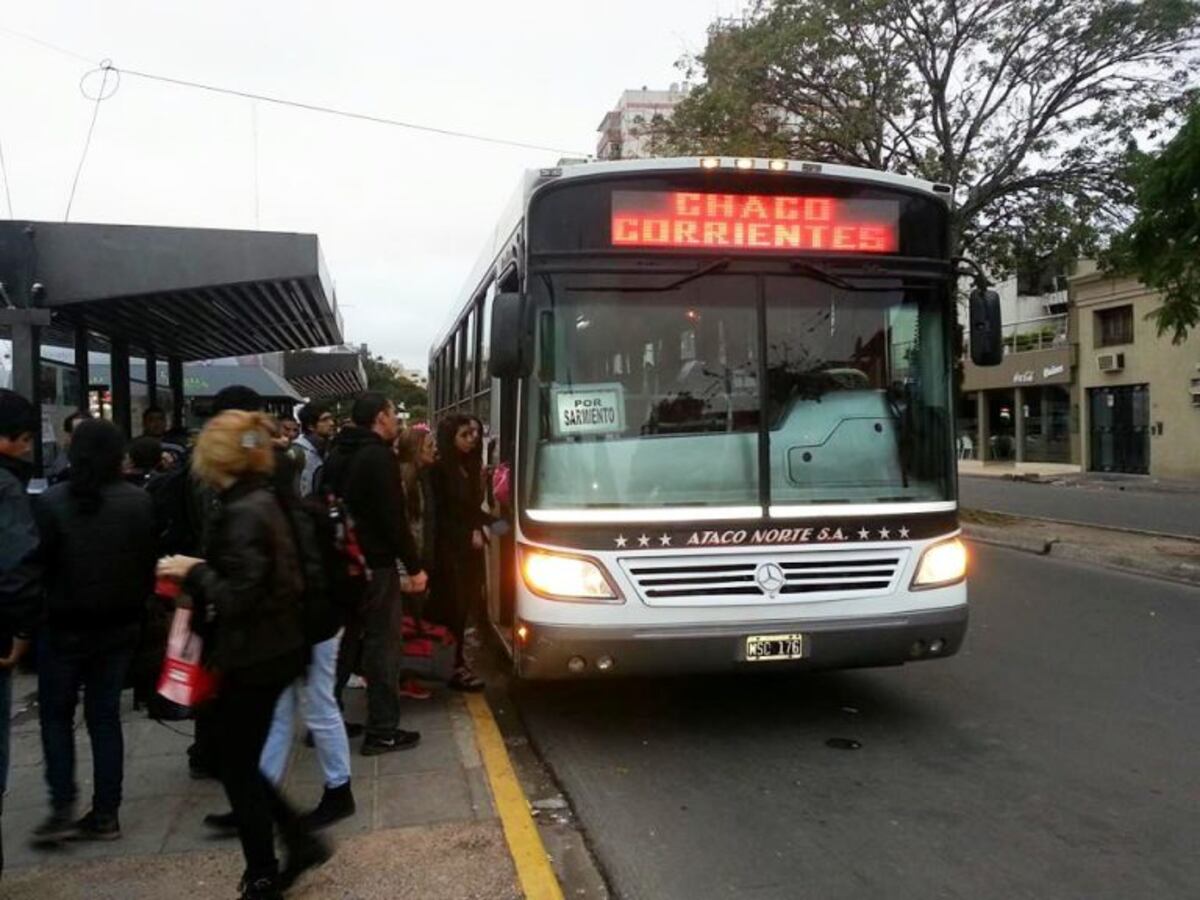Los colectivos podrían parar este miércoles por la noche