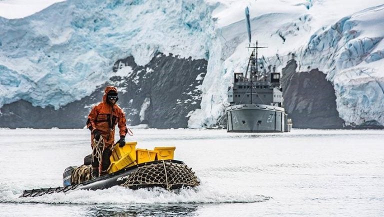 Patrulla Antártica desembarco de carga
@ArmadaArgentinaGacetaMarinera