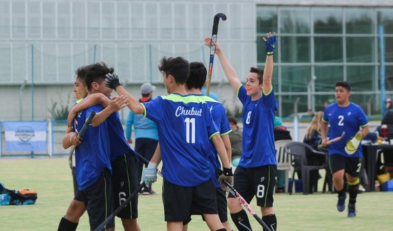 Los chicos d hockey triunfaron.