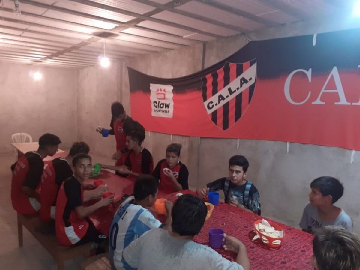 Coronavirus: el club Los Andes y su esfuerzo para asistir a sus juveniles en la cuarentena