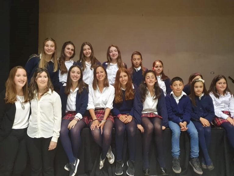 Coro del Colegio Holandés de Tres Arroyos (web)