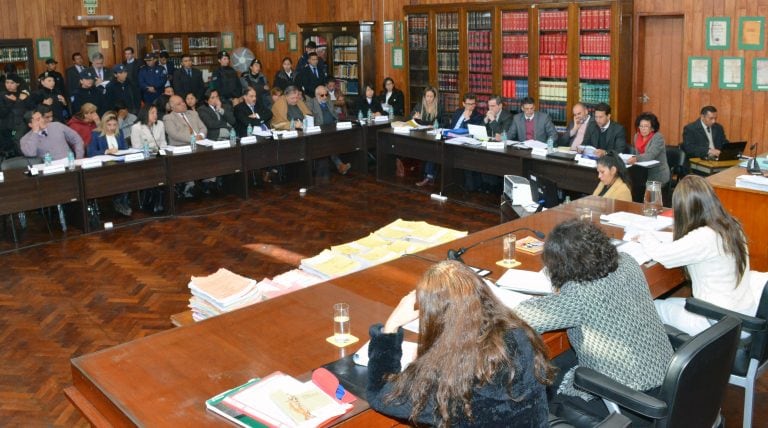 Audiencia preliminar de la causa "Pibes Villeros". En el mismo recinto comenzará este martes el juicio oral y público.