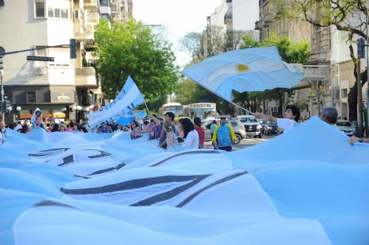 Marcha provida frente al Congreso (Web)