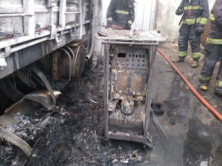 Explosión de un tanque de gas oil de un camion en Arroyito