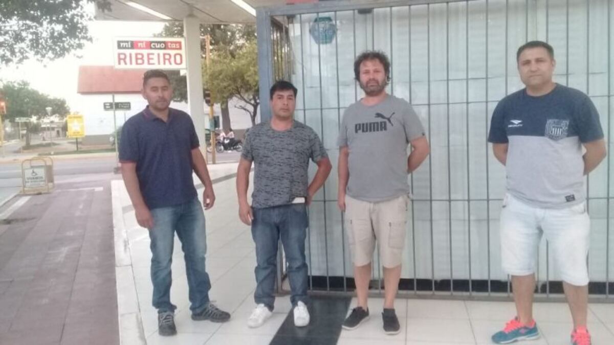 Arroyito: la impotencia de no saber que pasará el día de mañana