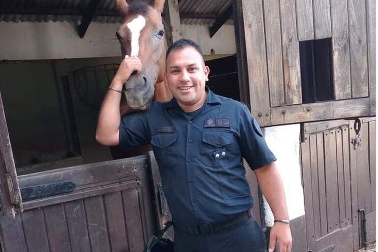 El policías asesinado, Juan Pablo Roldán.