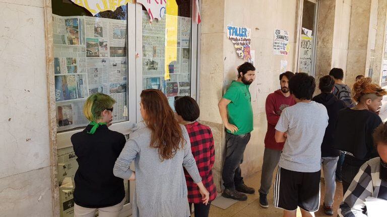 Incidentes en el Pabellón Argentina en la toma por parte de los estudiantes.