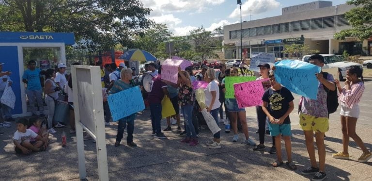 La familia del comerciante detenido reclama su libertad.