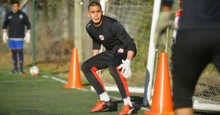 Maximiliano Cáceres, el arquero cordobés que le ganó al cáncer.