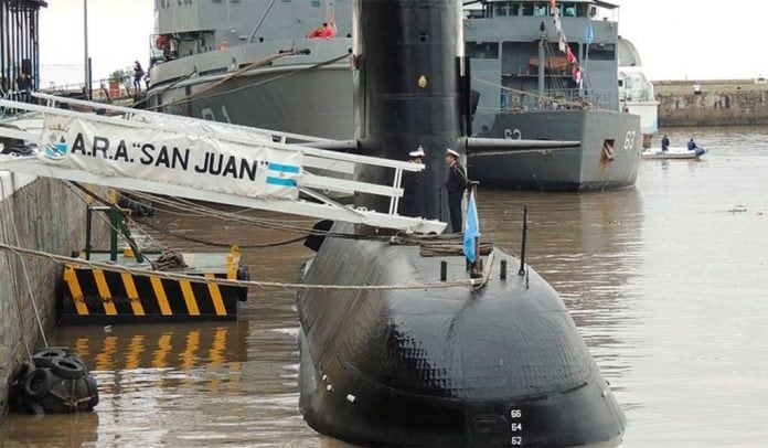 El submarino ARA San Juan, antes de zarpar (http://facundoquiroga.com).