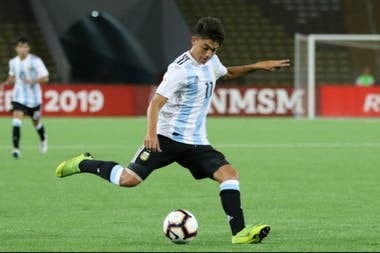 Exequiel Zeballos tuvo un paso por la selección juvenil y fue convocado por Scaloni Foto gentileza de La Nación