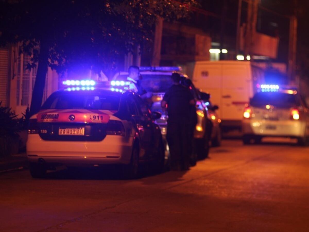 Loma Hermosa: Balearon a una mujer cuando intentaron robarle su auto