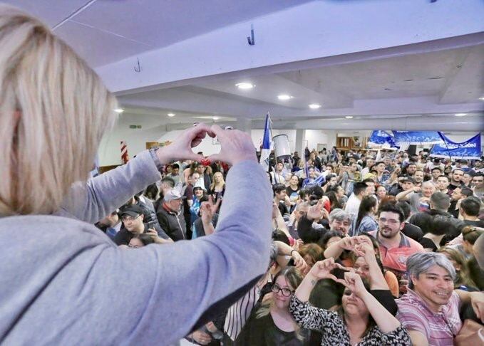 Rosana Bertone tras conocer el resultado de las elecciones.