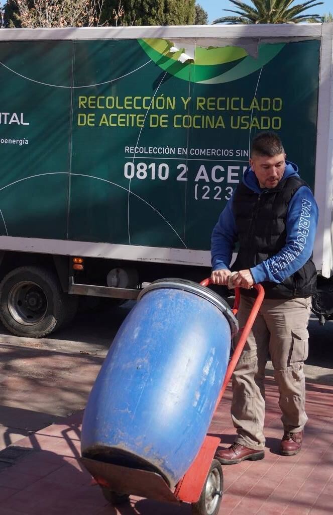 El programa de reciclado de aceite usado retiró unos 1.000 litros desde que comenzó en noviembre de 2021.