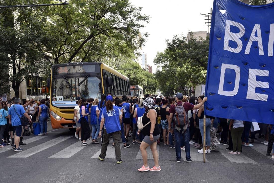 La movilización de este martes aseguran que solo será un anticipo del "plenario nacional" pactado para los días 11 y 12 de marzo.