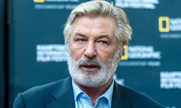 Se señala la posibilidad de que Alec Baldwin vaya a la cárcel por ser parte de la producción de la película.