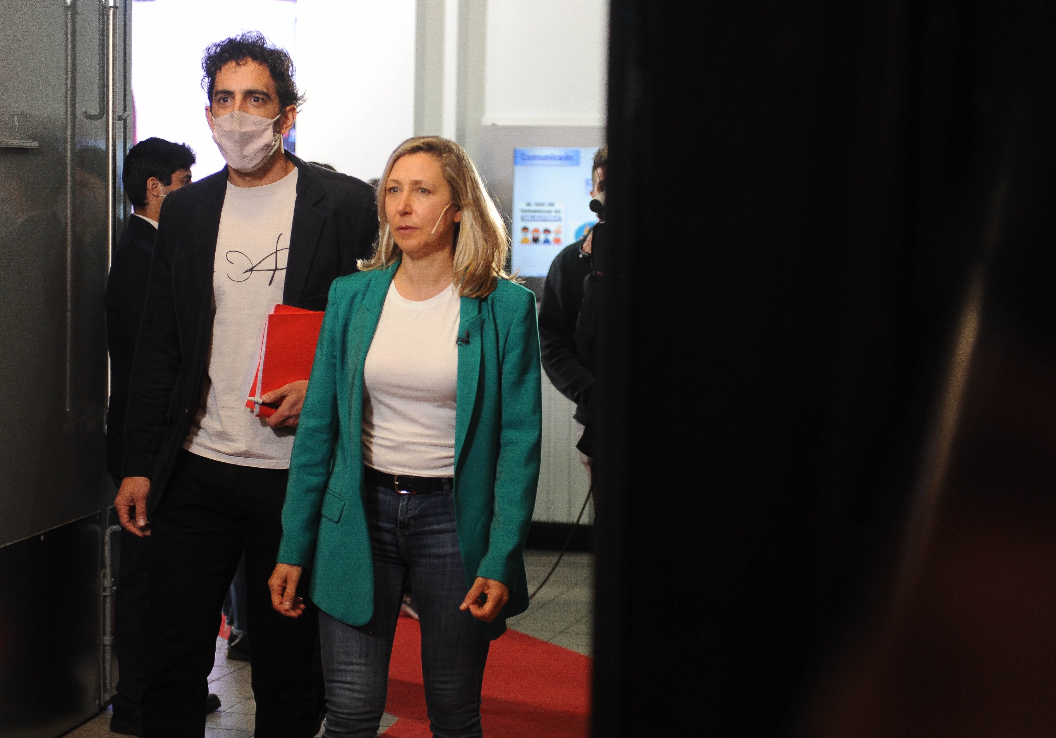 Myriam Bregman buscará ganarle la pulseada a Milei en las generales. 
Foto Federico Lopez Claro