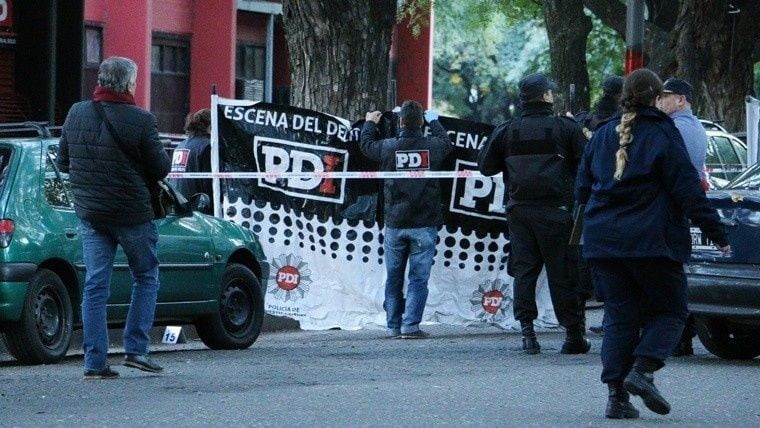 el crimen del "Cuatrerito" ocurrido el 7 de junio de ese año en inmediaciones del estadio de Newell's Old Boys a plena luz del día.