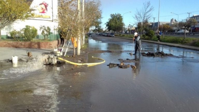 La inundación afectó el tránsito en la zona