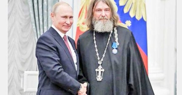 Fedor Konyukhov  - Kayakista Ruso con el presidente de Rusia, Putin.