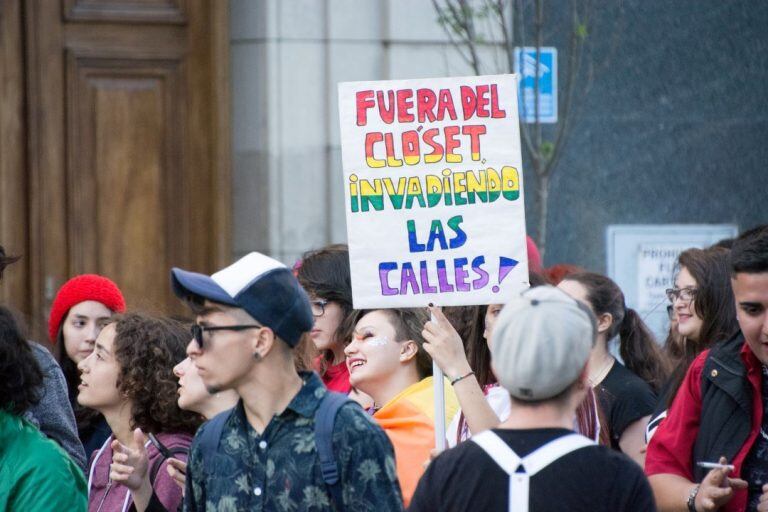 Un centenar de personas se movilizó por el centro