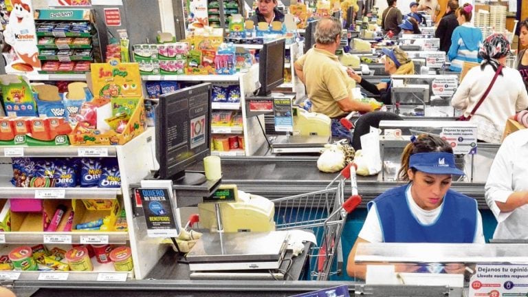 Golosinas en supermercados. (Archivo)