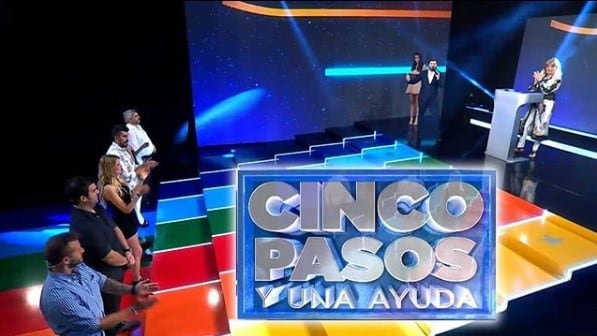 "Cinco pasos y una ayuda", el programa que Guido Kaczka conduce por El Trece