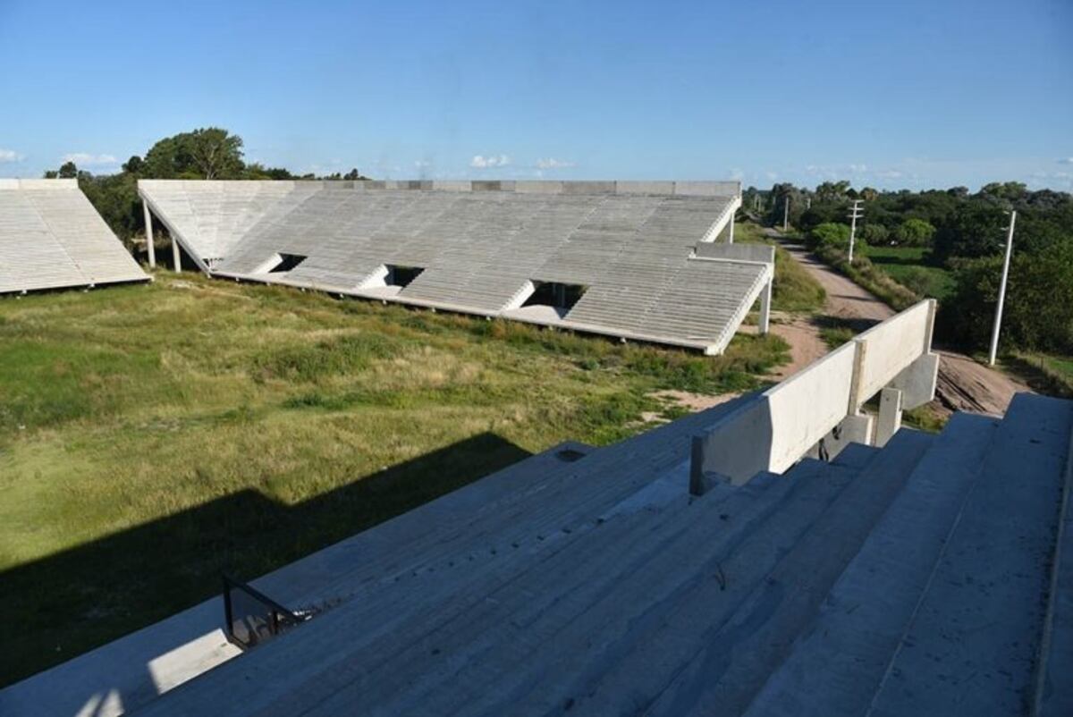 Gritti cruzó las acusaciones por las medidas del Estadio Único
