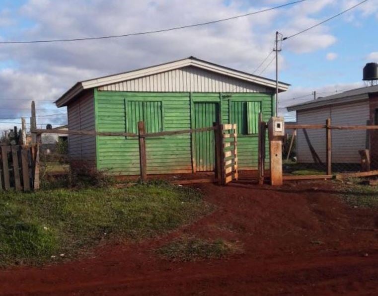 La vivienda donde encontraron las pertenencias del piloto pampeano. (Foto: El Territorio)