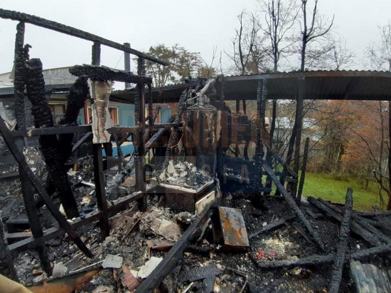 Incendio consumió por completo una vivienda en la ciudad de Tolhuin