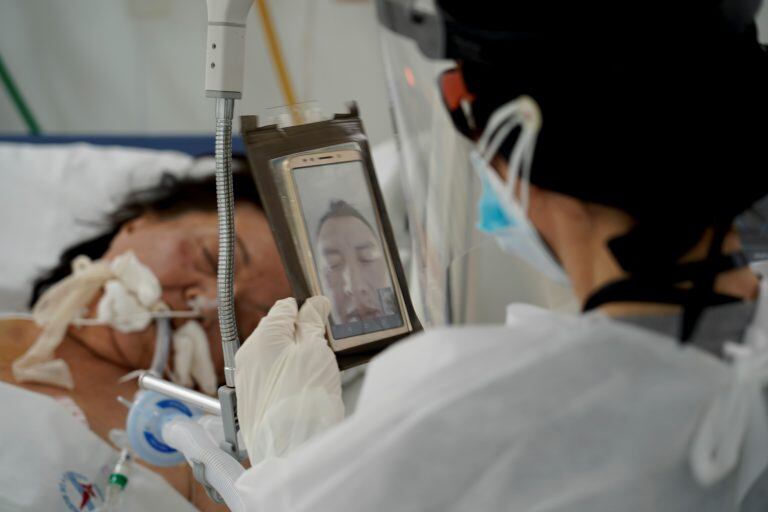 Desde septiembre se da "un descenso lento" de la curva de contagios en la Ciudad. (Foto: AP)