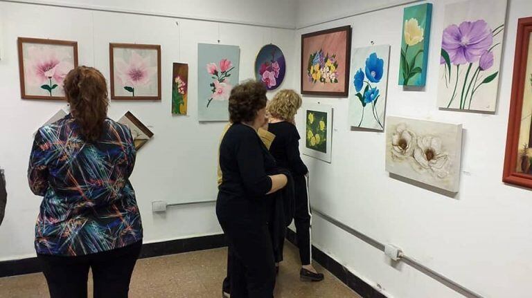 Exposición Centro de Jubilados y Pensionados en el CCE (Facebook/CCE)