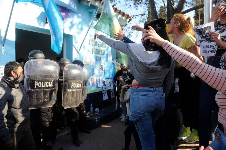 Protesta en Moreno por el femicidio de Ludmila (Foto: Clarín)